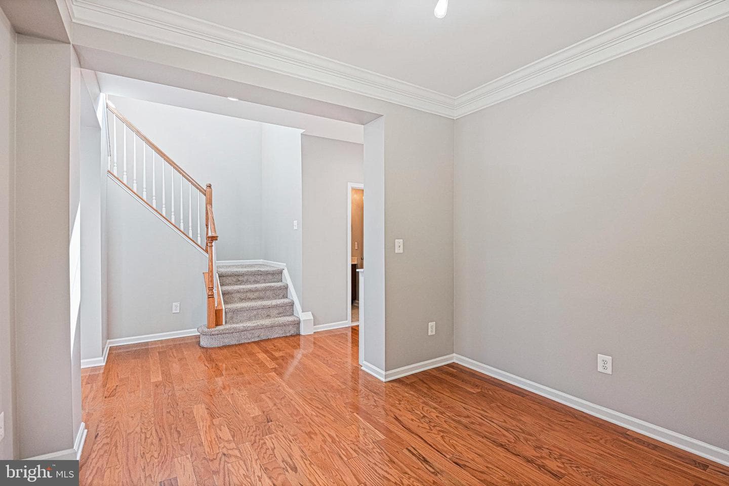 25663 America Square photo 15