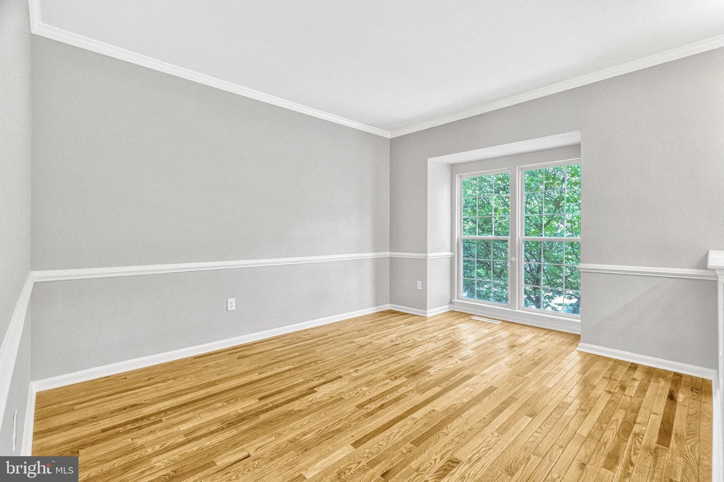 45560 Grand Central Square photo 5