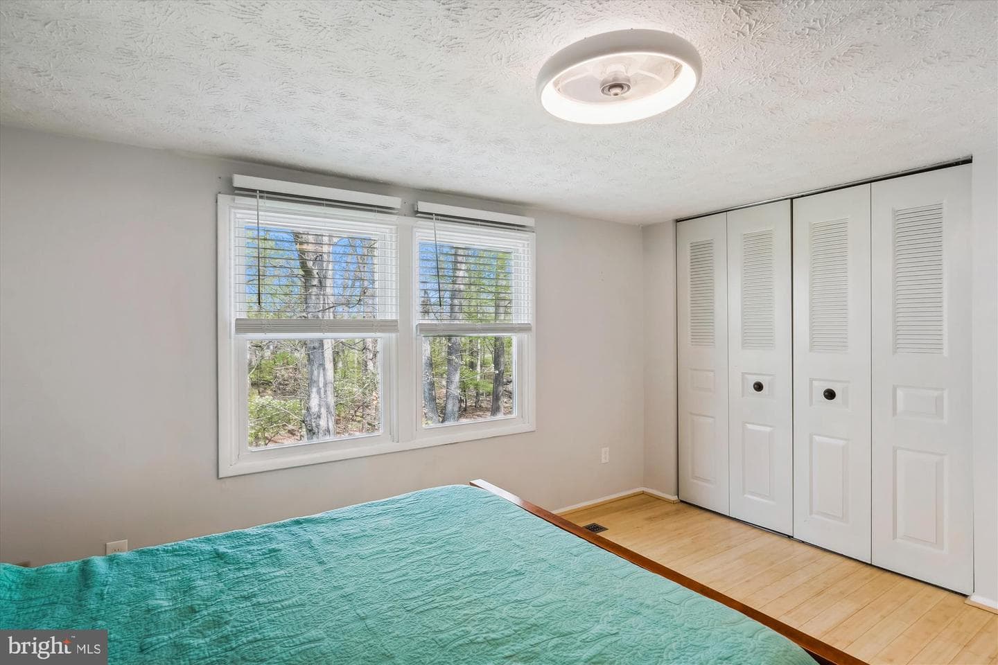 106 Almey Court photo 38
