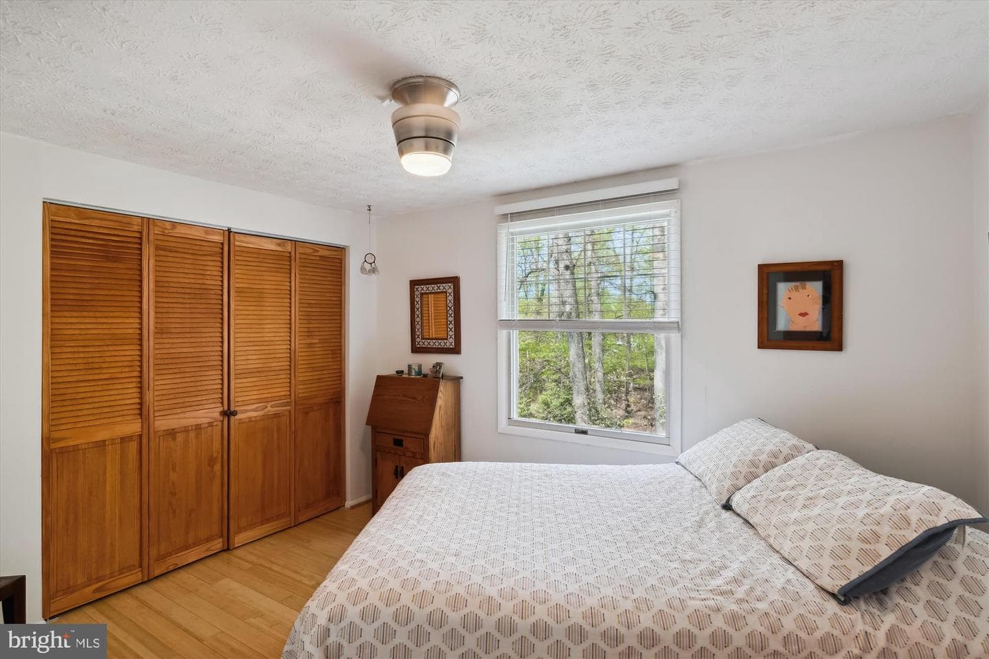 106 Almey Court photo 39