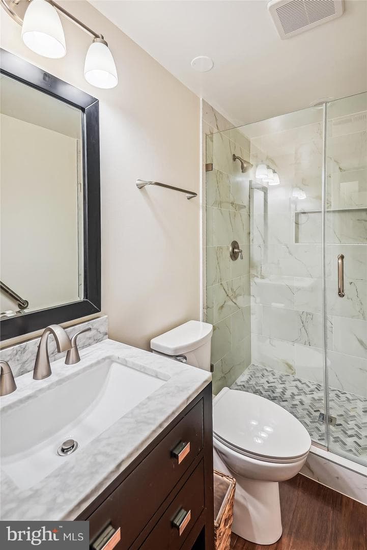 20870 Butterwood Falls Terrace photo 27