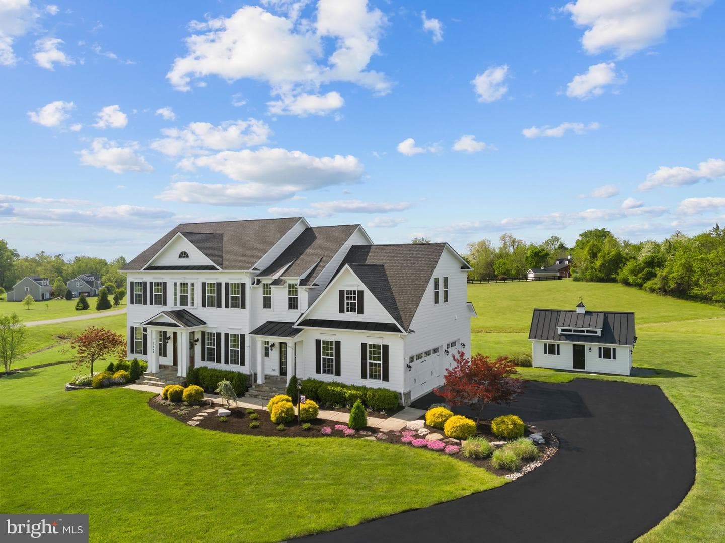 39548 Whispering Brook Place photo 8