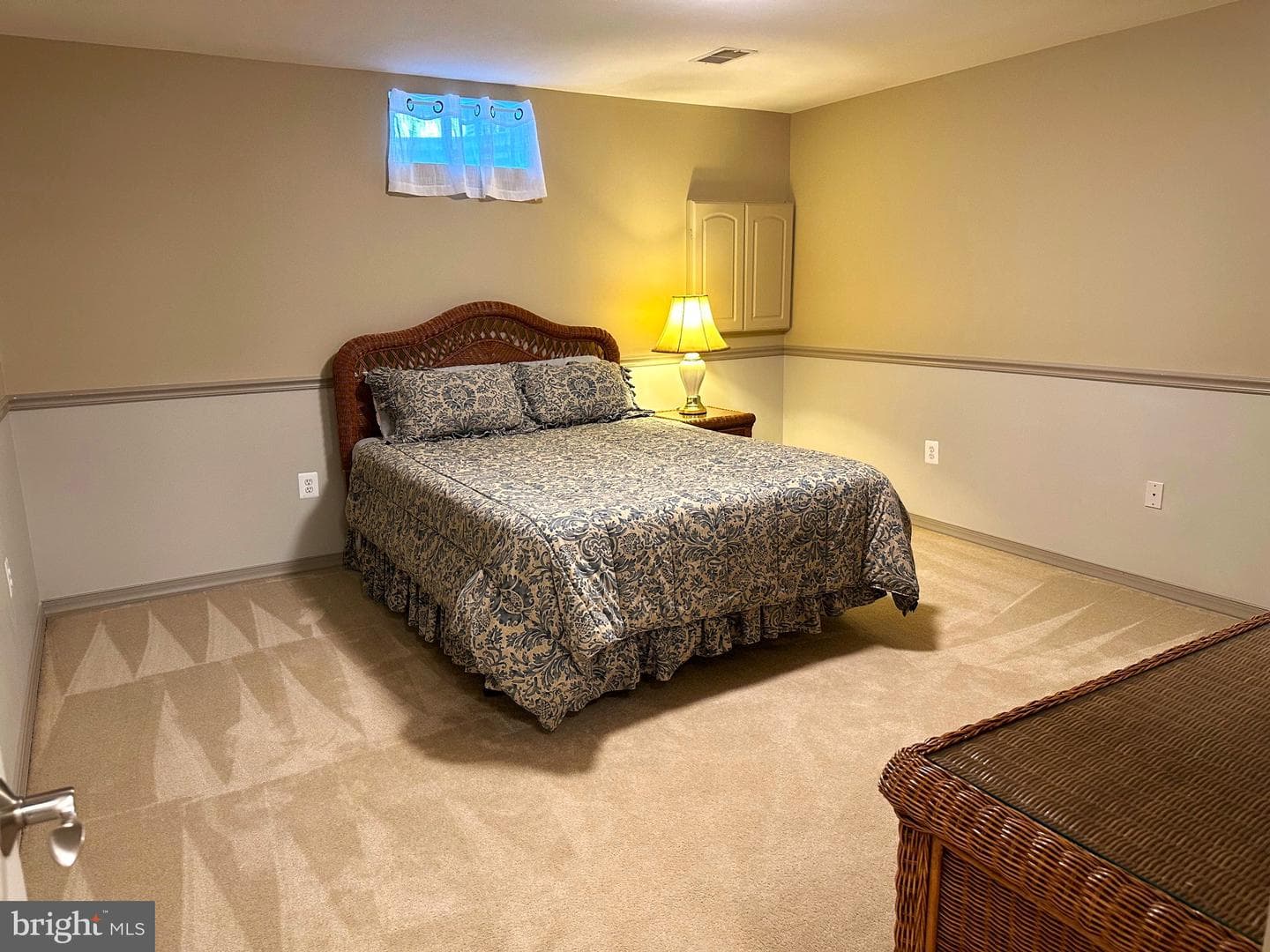 525 Gentlewood Square photo 37