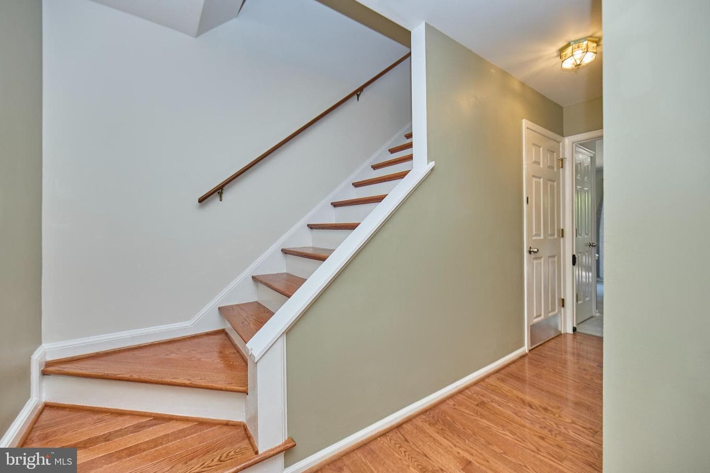 17650 Madison Avenue photo 29