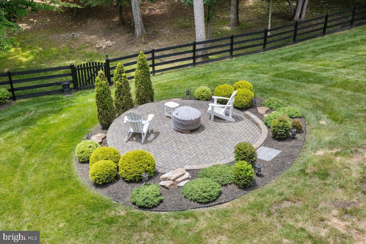 41633 Catoctin Springs Court photo 10