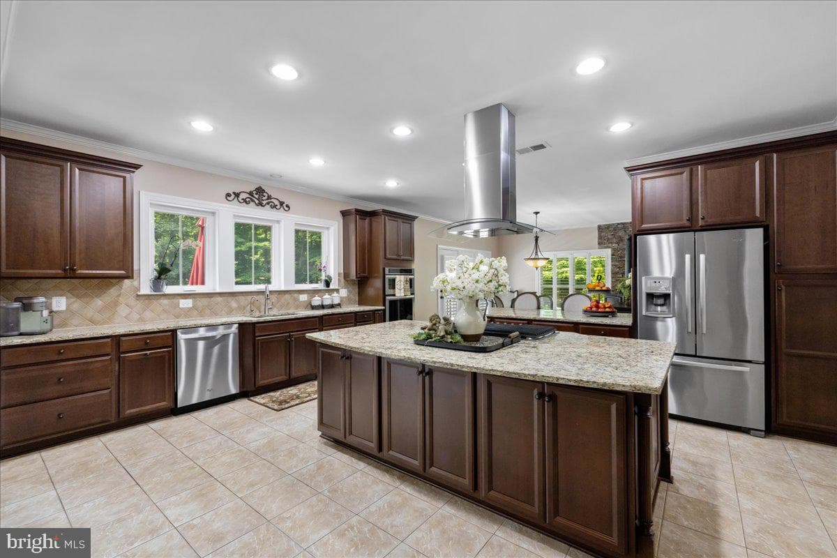 41633 Catoctin Springs Court photo 22