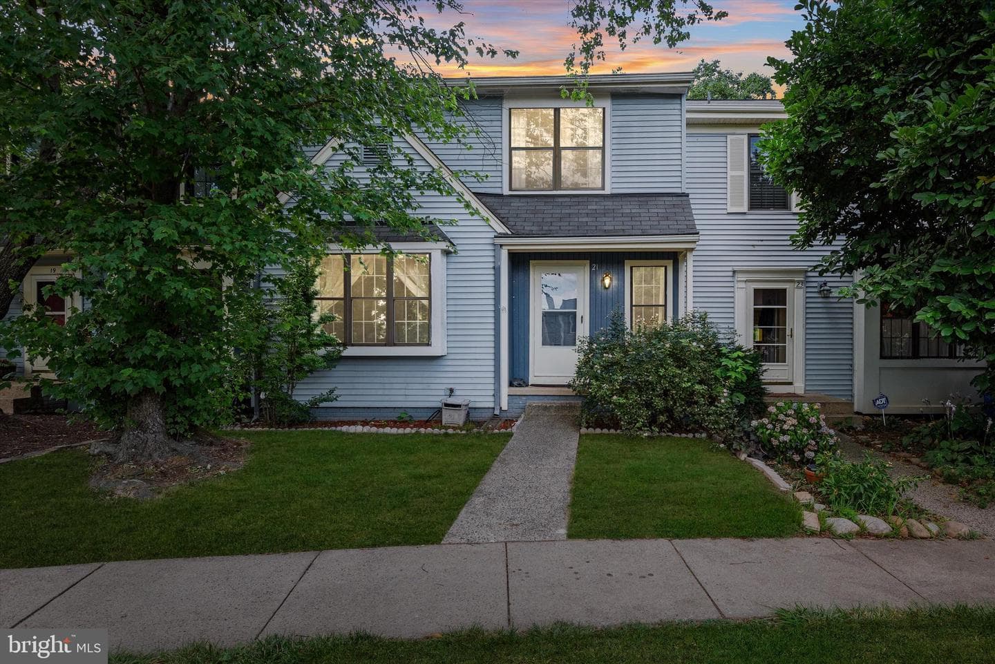 21 Berkeley Court photo 1