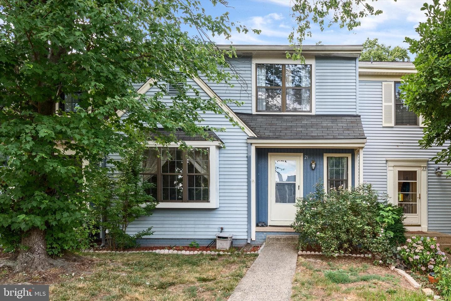21 Berkeley Court photo 2