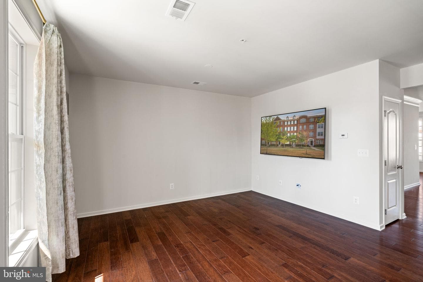 23491 Aldie Manor Terrace photo 11
