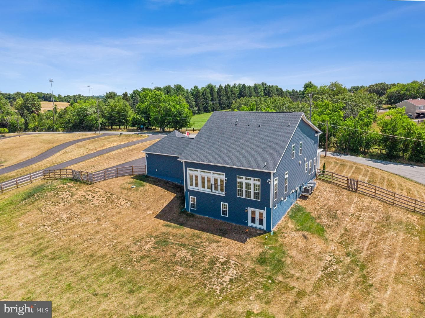 17691 Lakefield Road photo 58