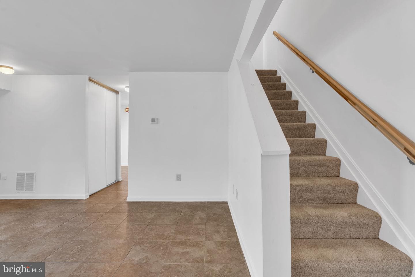 62 Hancock Place NE photo 16