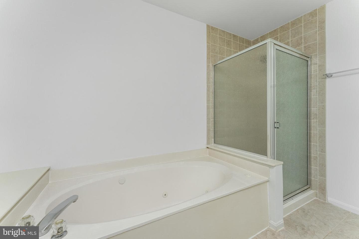 47581 Sandbank Square photo 13