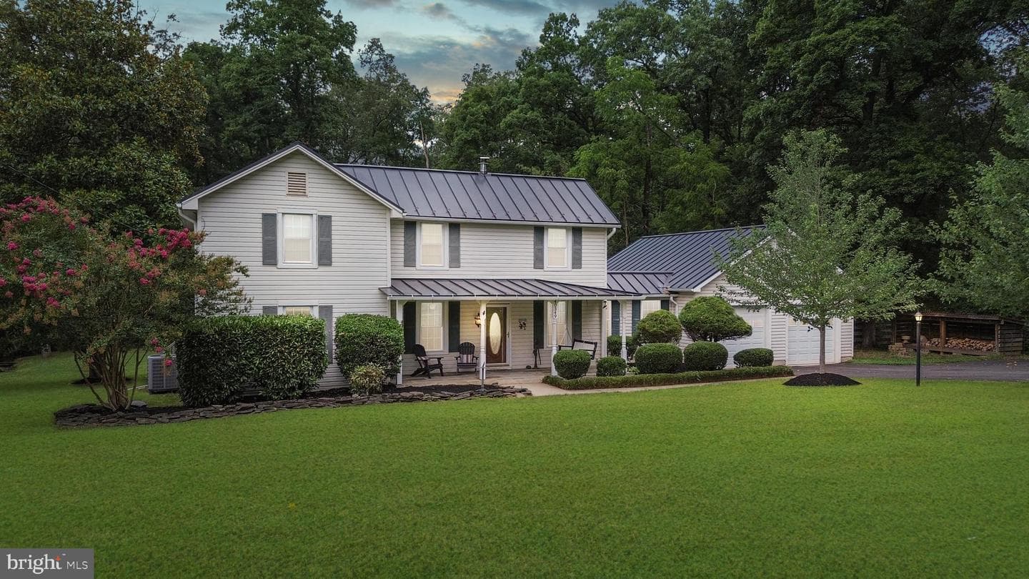 40349 Braddock Road photo 1
