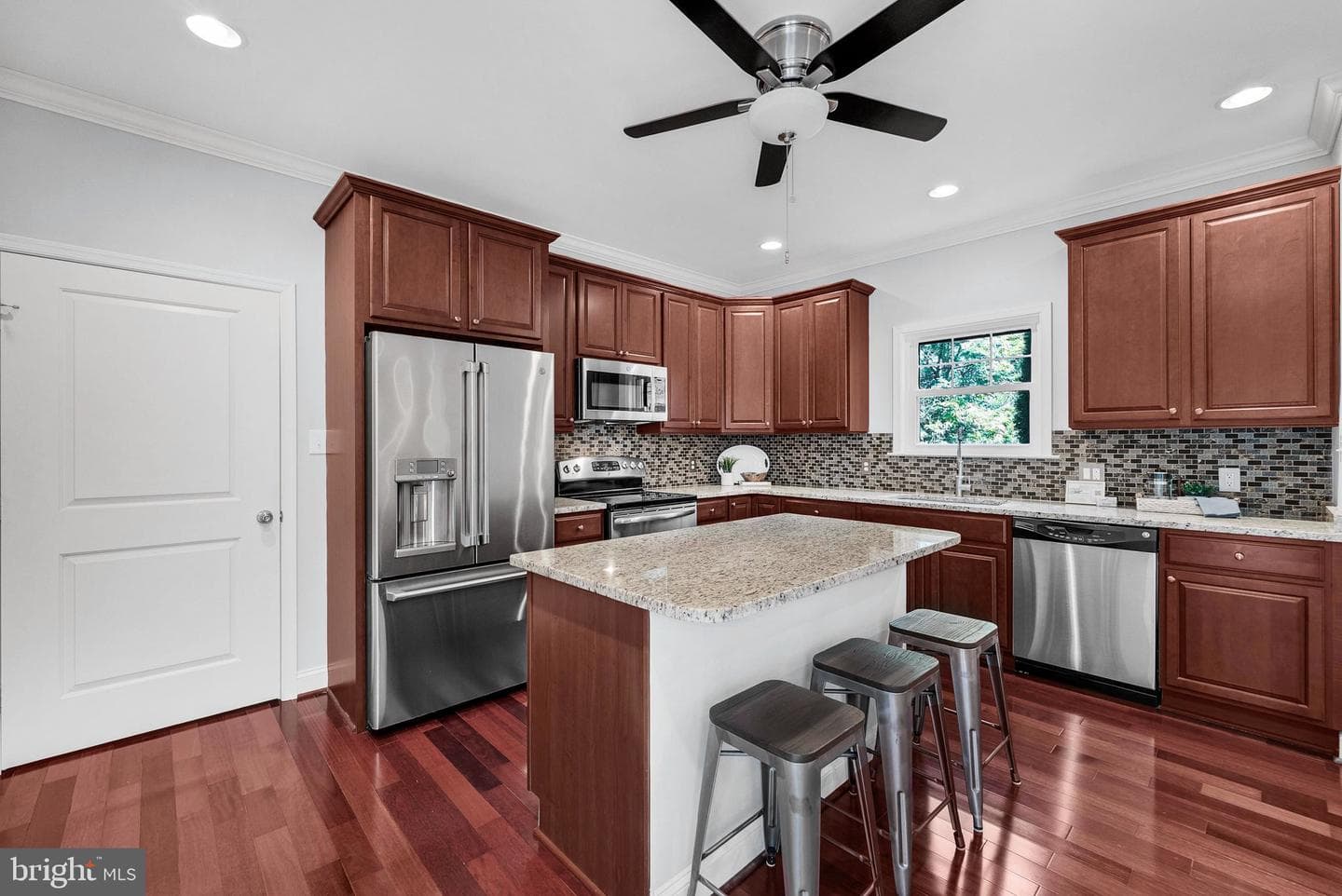 18944 Woodburn Road photo 24
