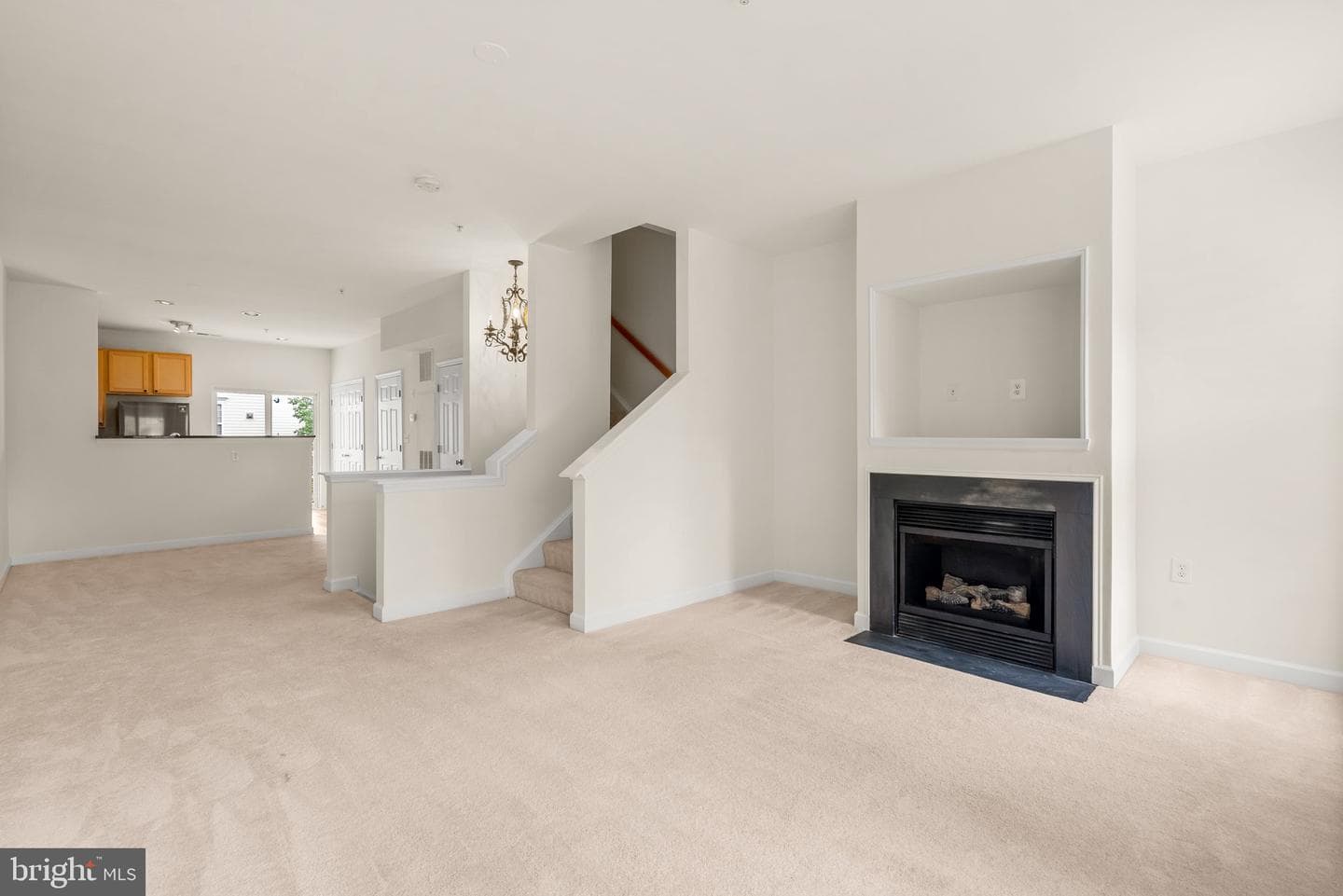 42472 Hollyhock Terrace photo 15