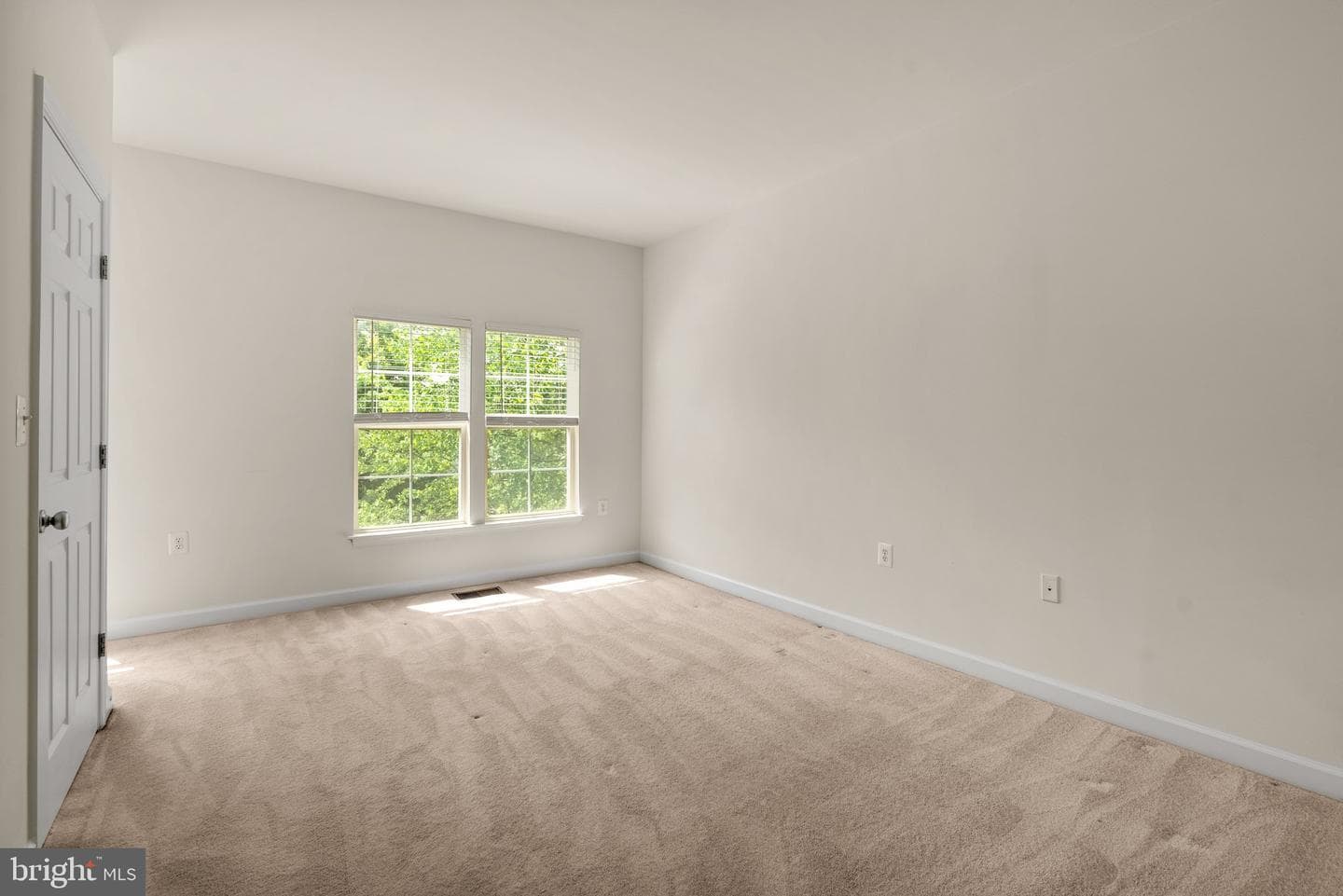 42472 Hollyhock Terrace photo 21