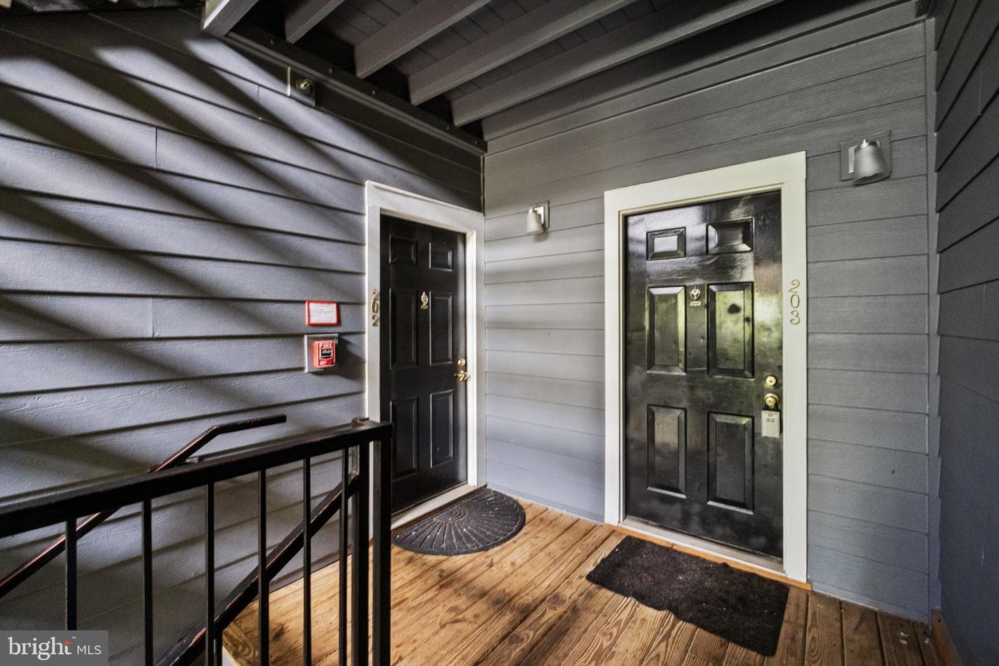20273 Beechwood Terrace #203 photo 4