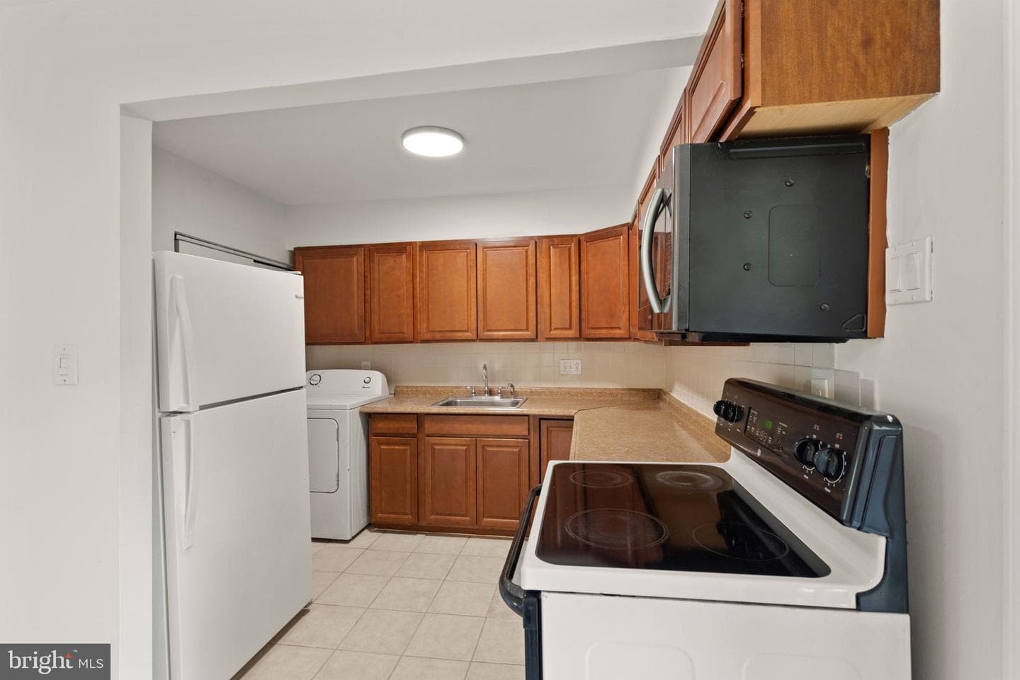 200 N Auburn Drive photo 9