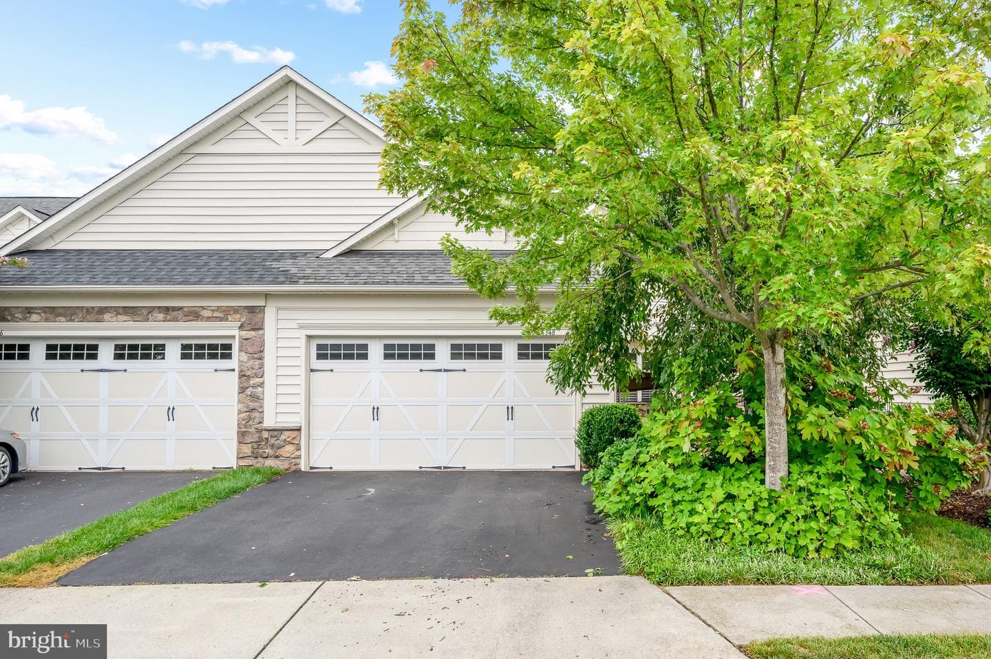44348 Sunset Maple Drive photo 1