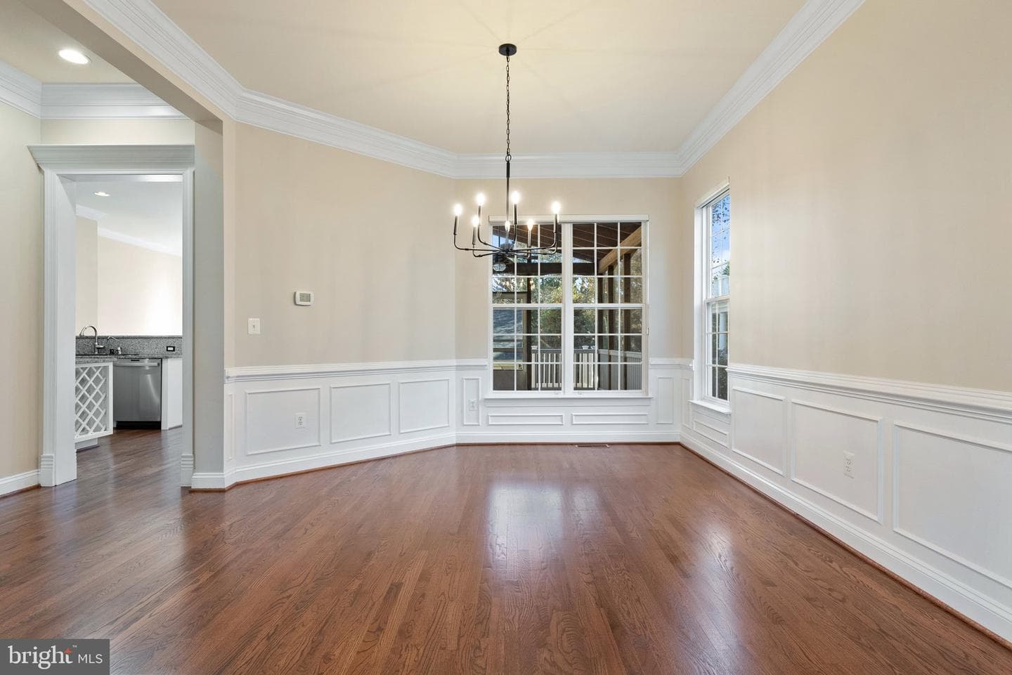 538 Gentlewood Square photo 26