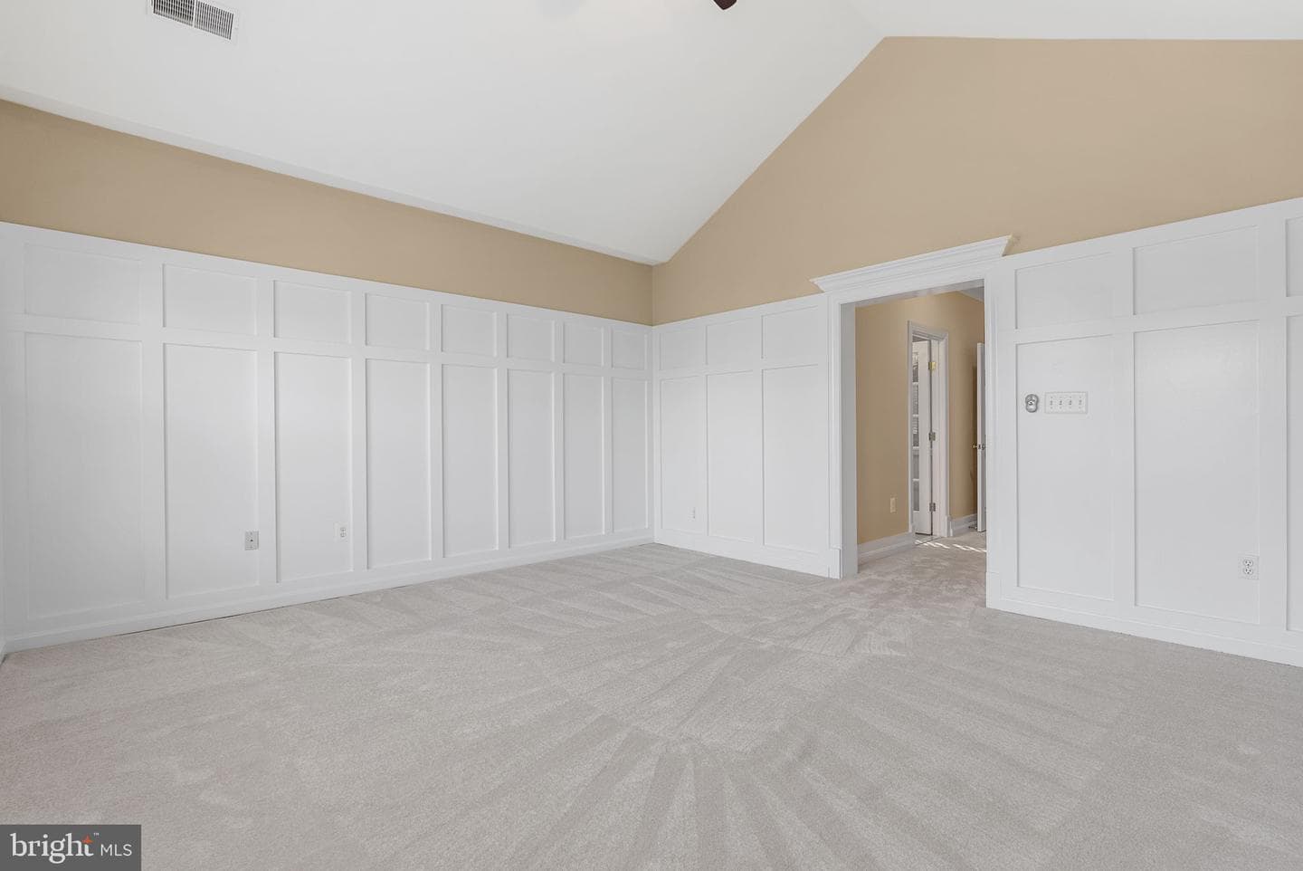 538 Gentlewood Square photo 56