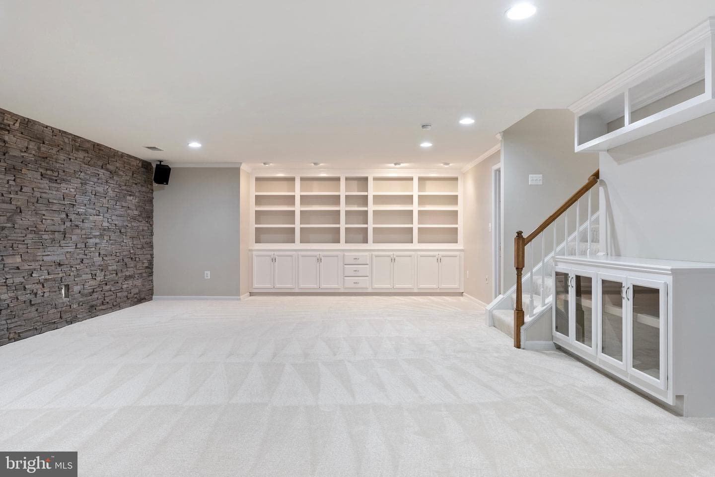538 Gentlewood Square photo 66