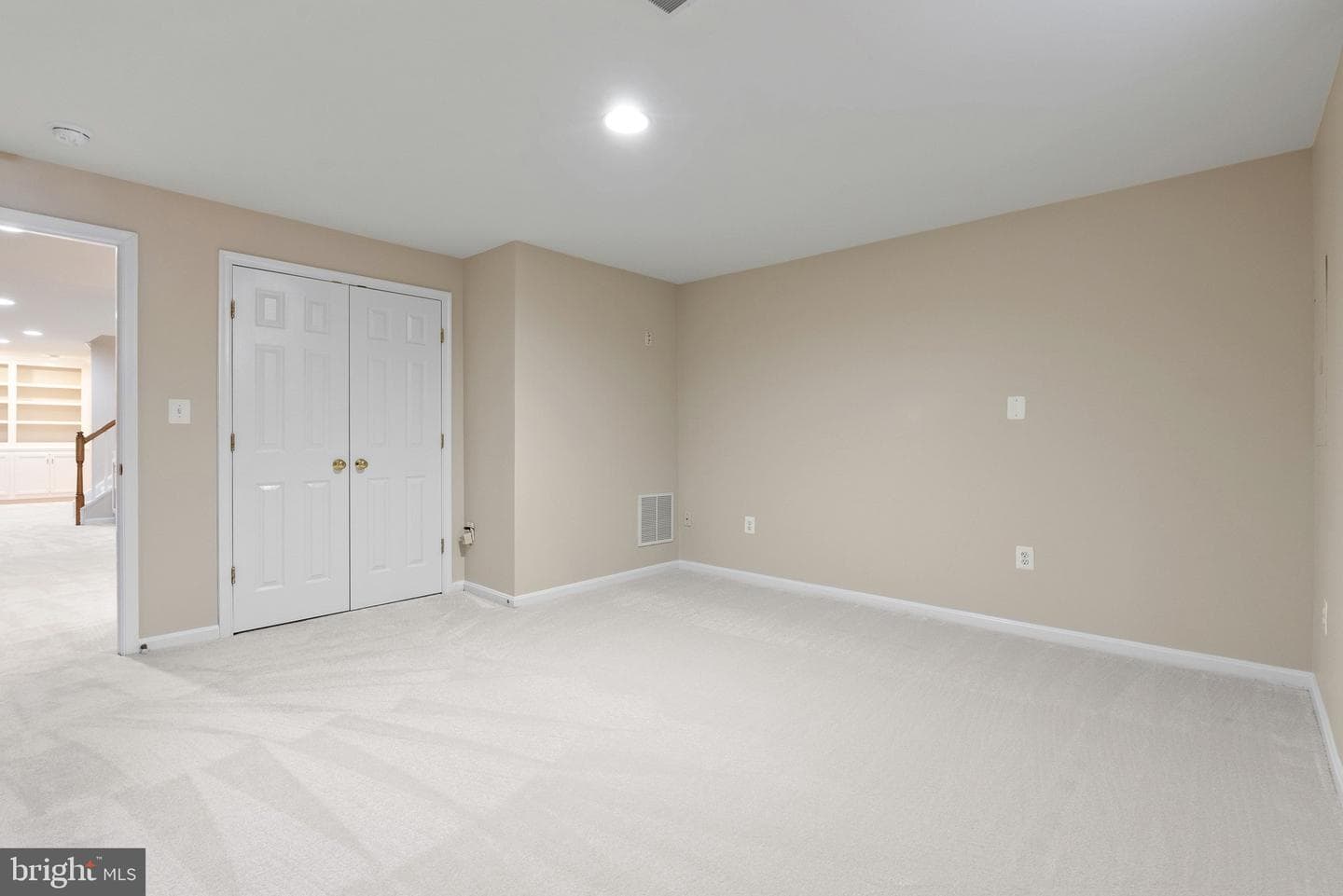 538 Gentlewood Square photo 76