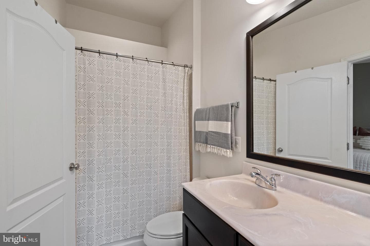 43138 Whelplehill Terrace photo 18