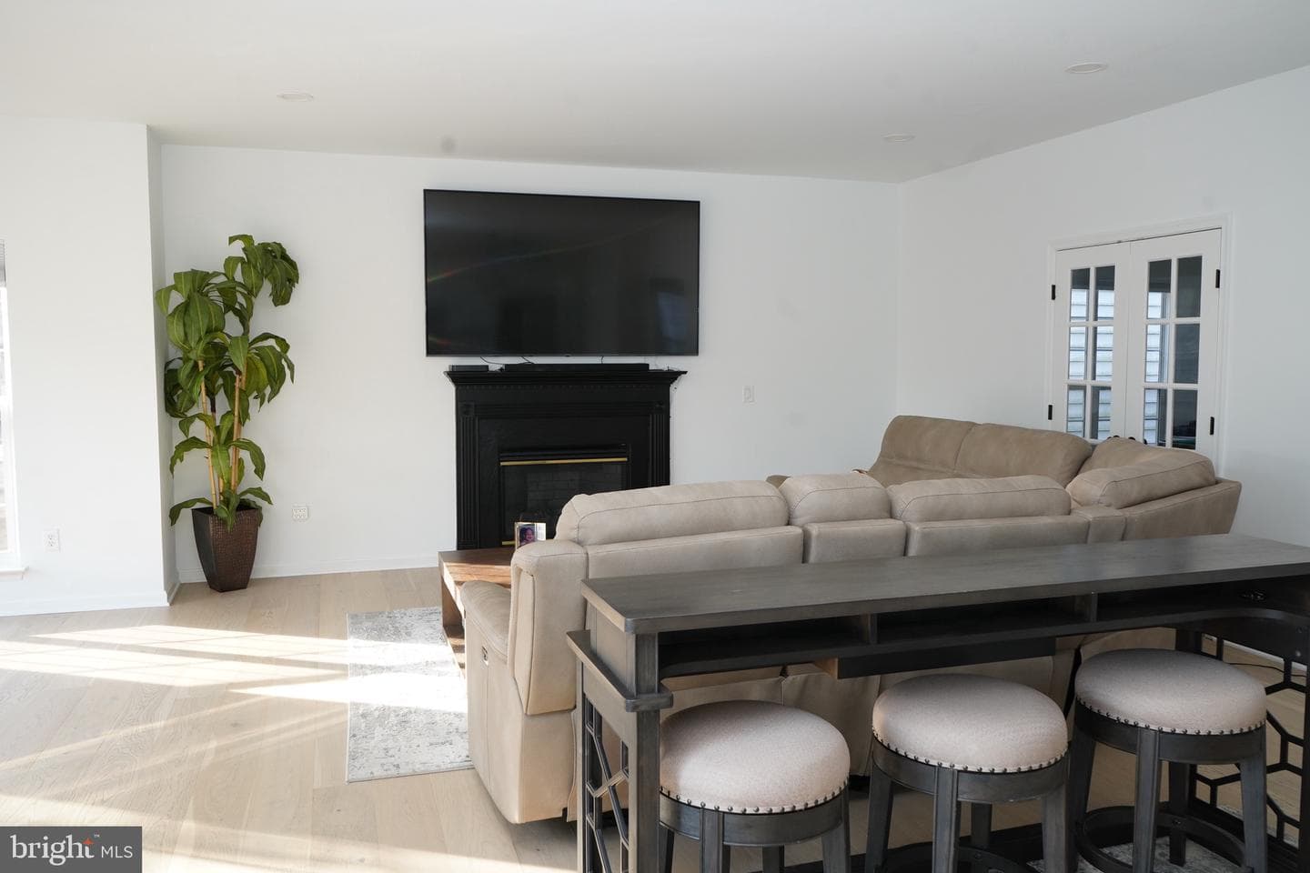 208 Mayfair Drive NE photo 13