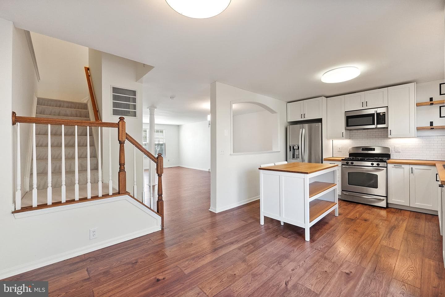 42884 Nashua Street photo 22