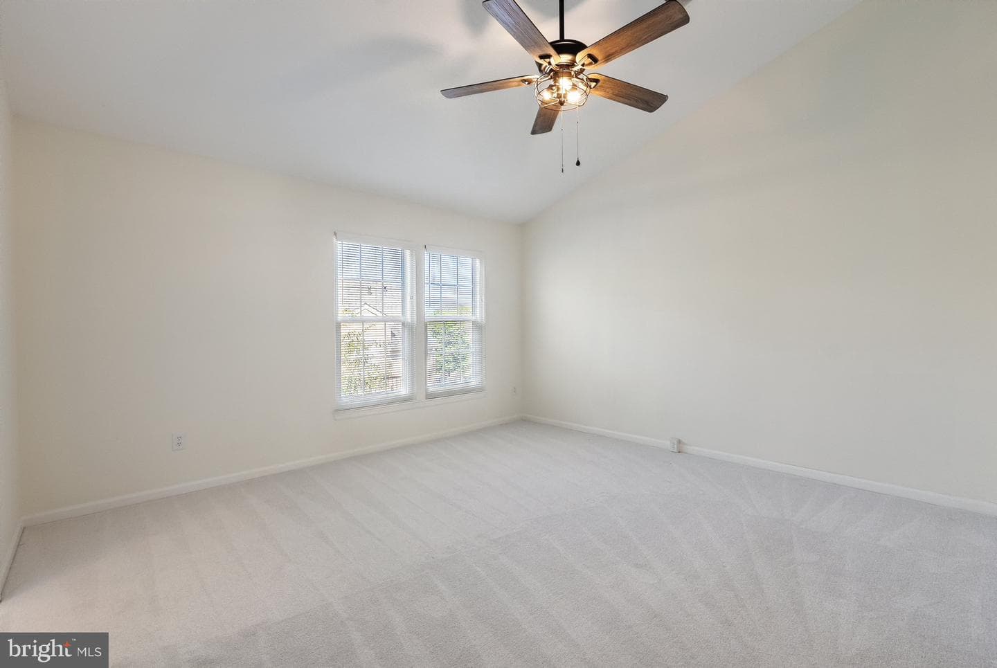 42884 Nashua Street photo 26