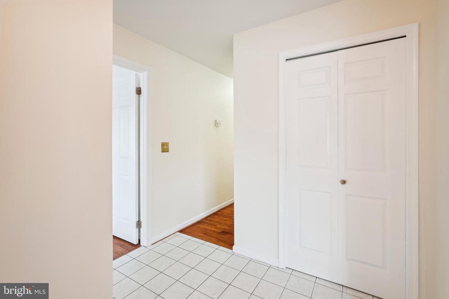 313 Belmont Place SW photo 5