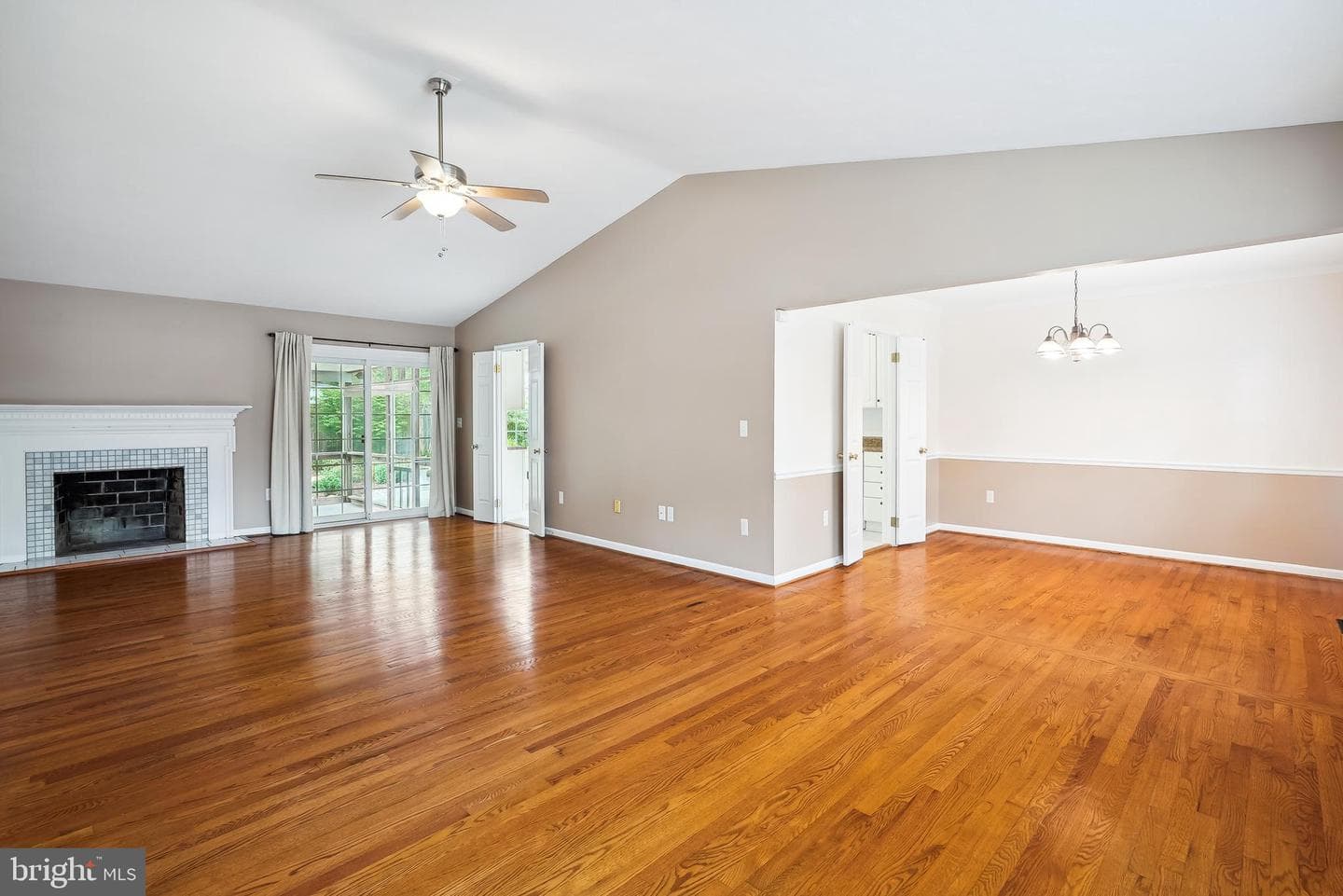 313 Belmont Place SW photo 6