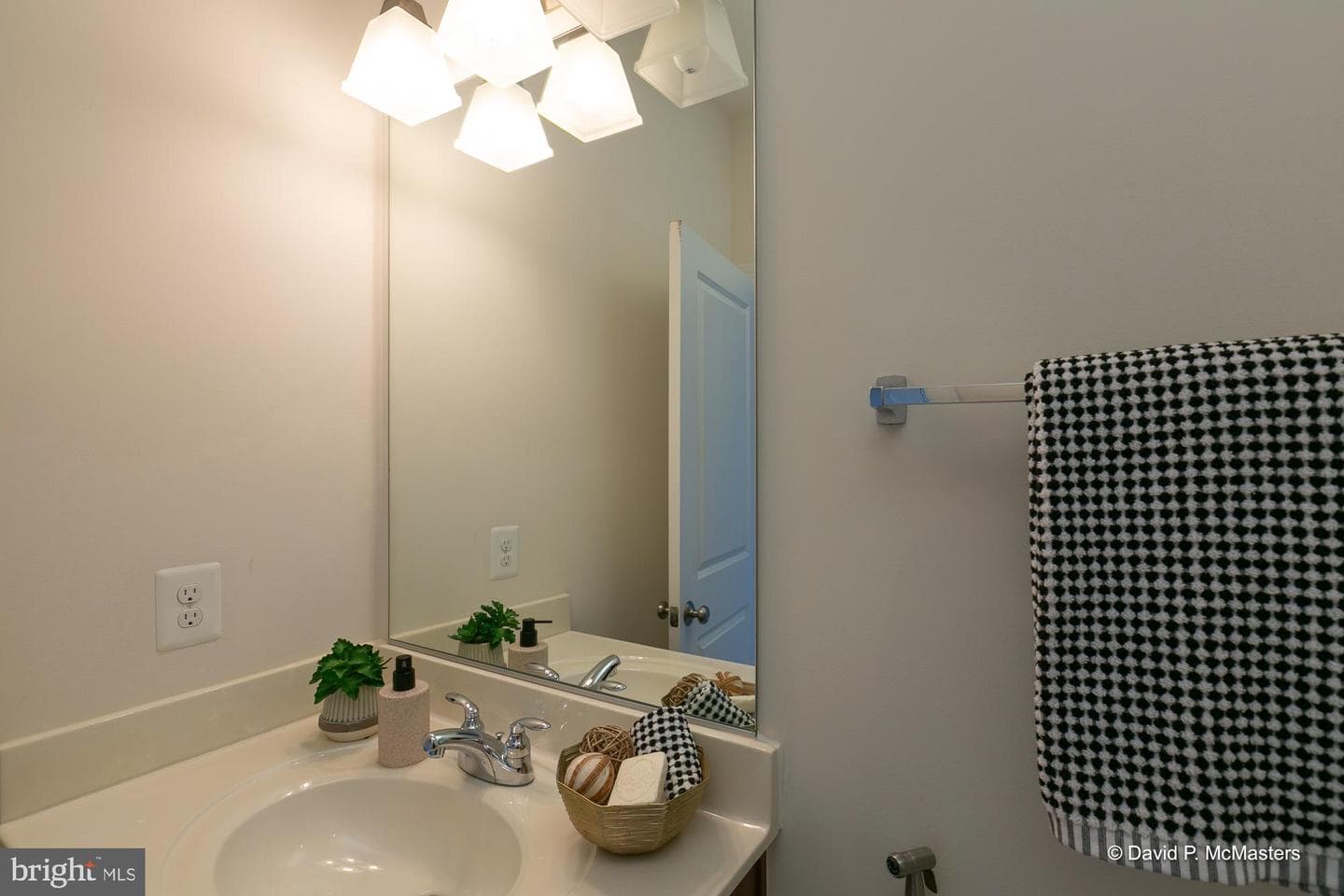 20434 Codman Drive photo 60