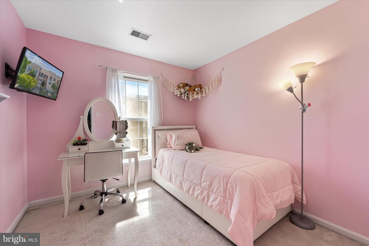 22063 Manning Square photo 25