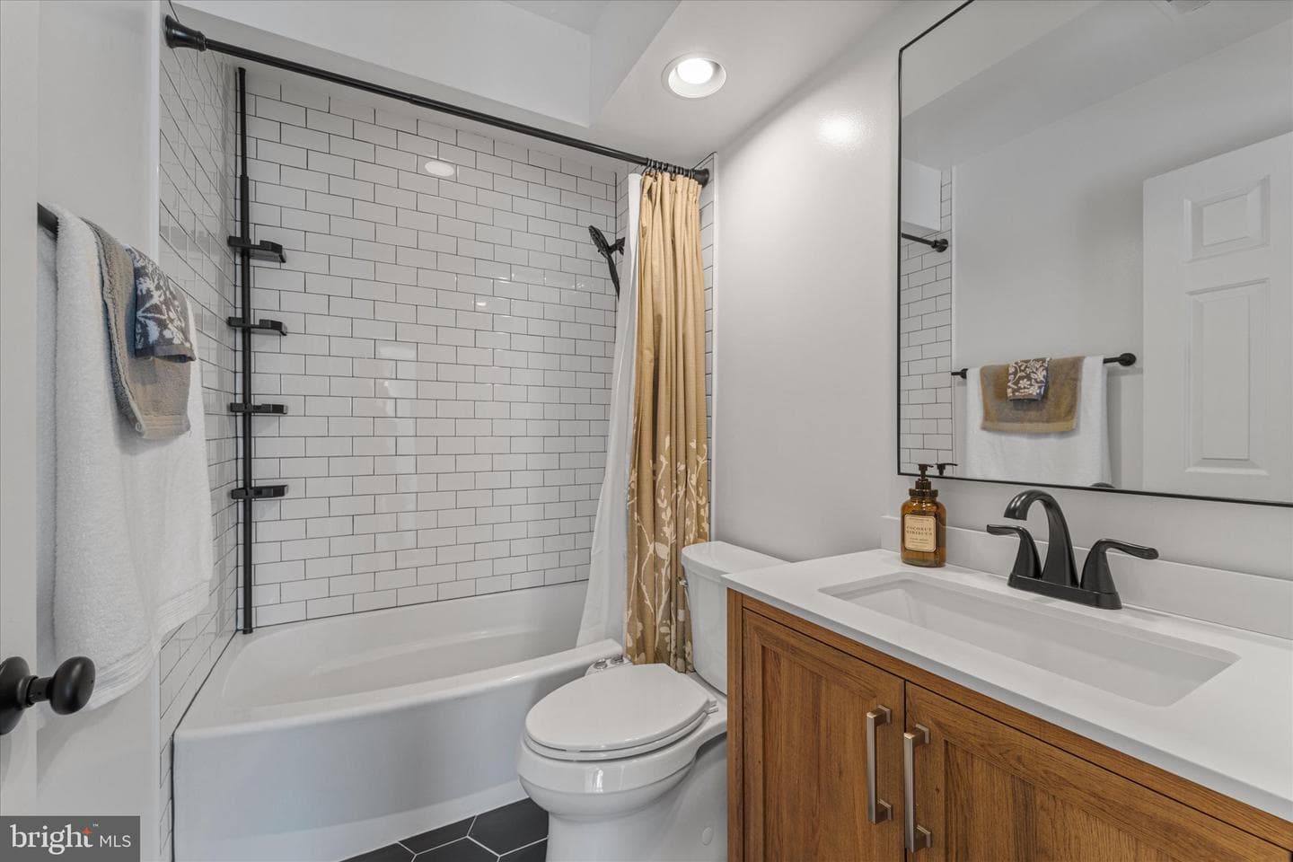 22063 Manning Square photo 27