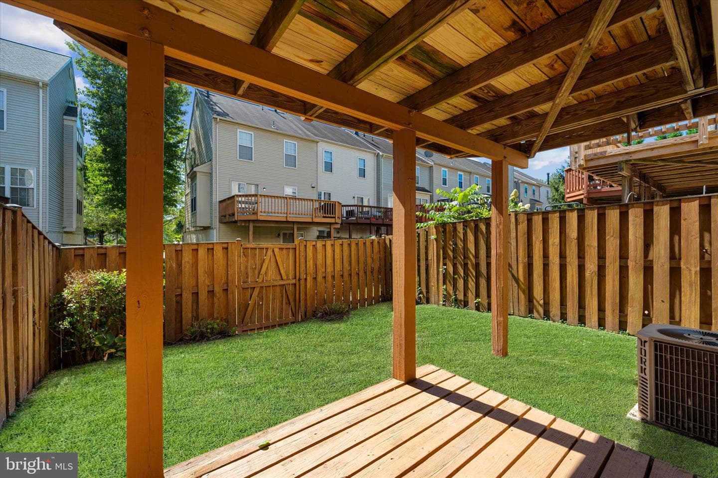22063 Manning Square photo 35