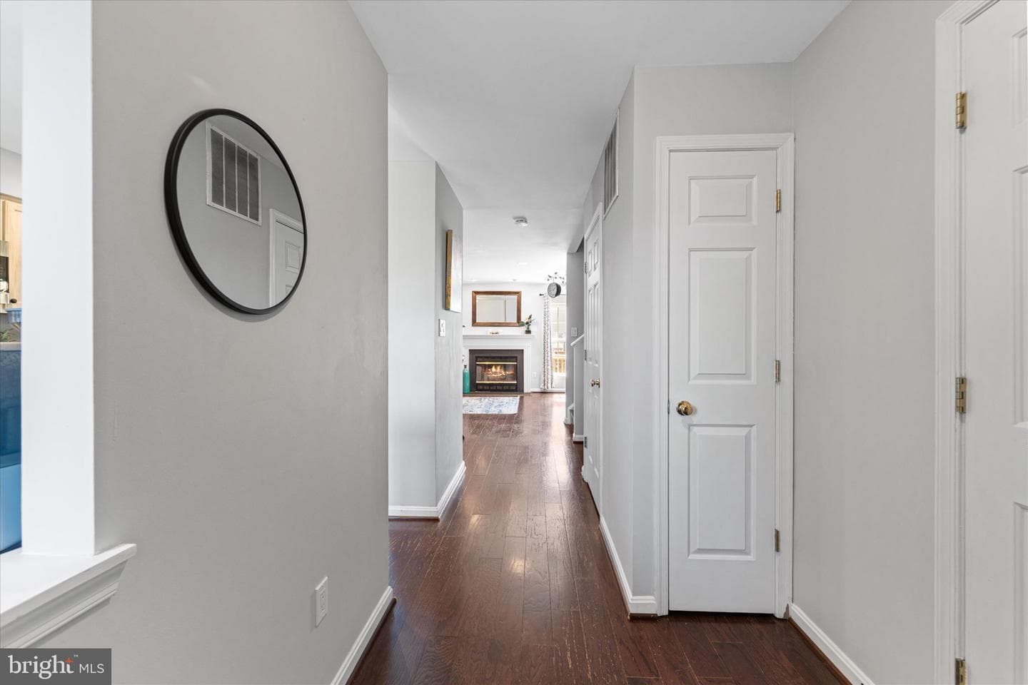 22063 Manning Square photo 4