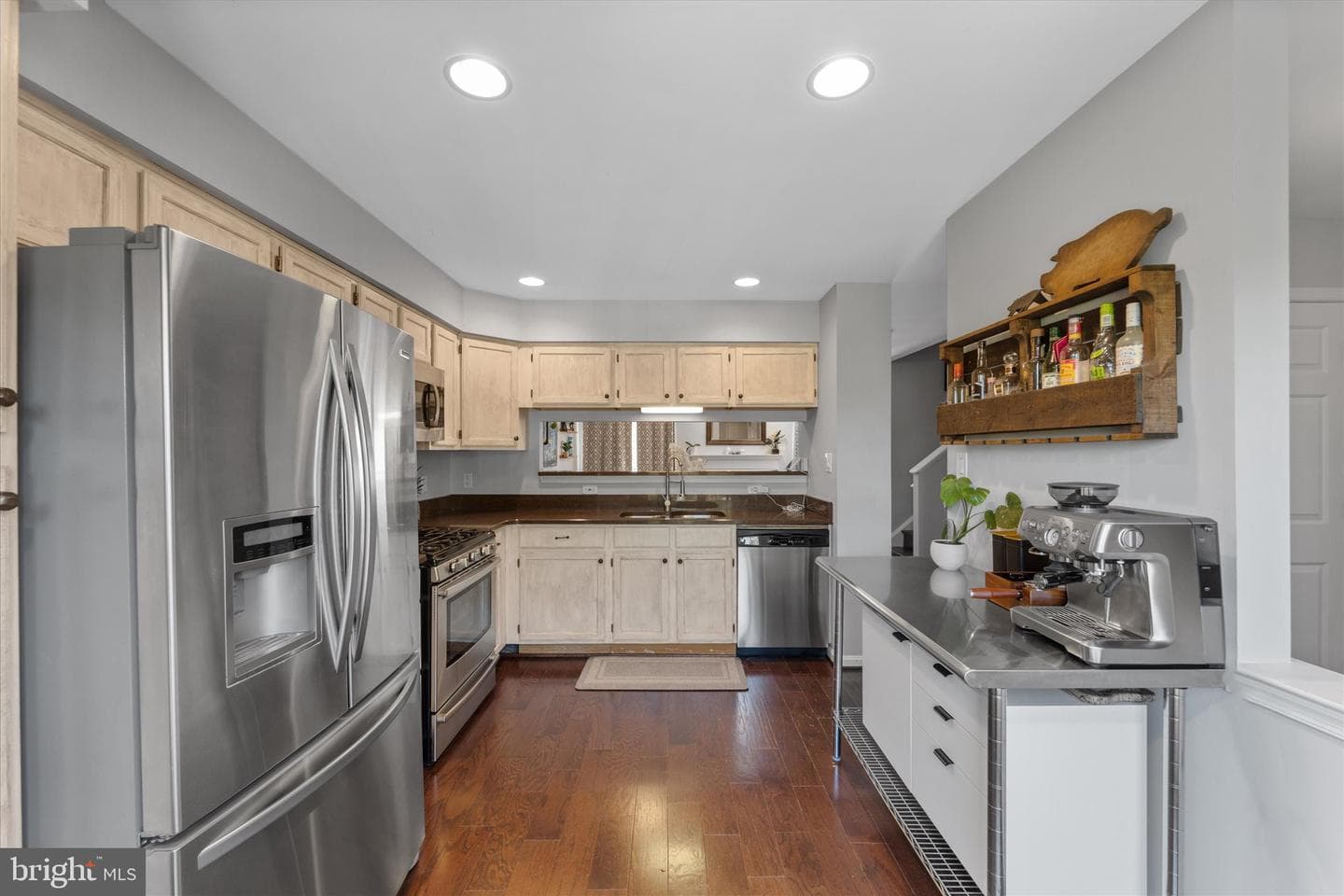 22063 Manning Square photo 8