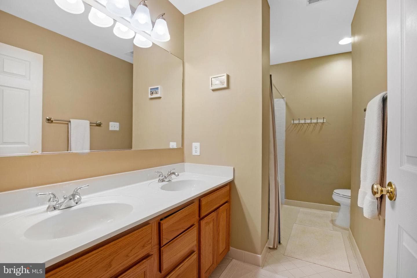 306 Gaines Court SW photo 36