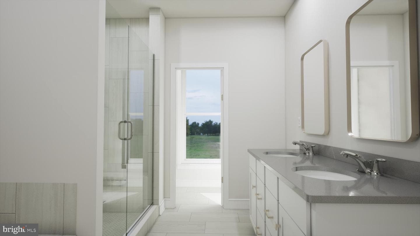 42611 Streamlet Square photo 11