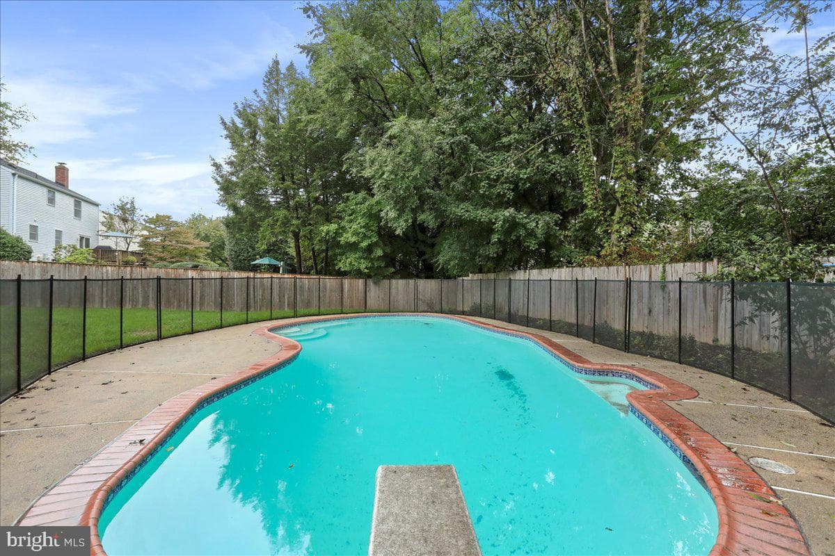 304 Appletree Drive NE photo 31