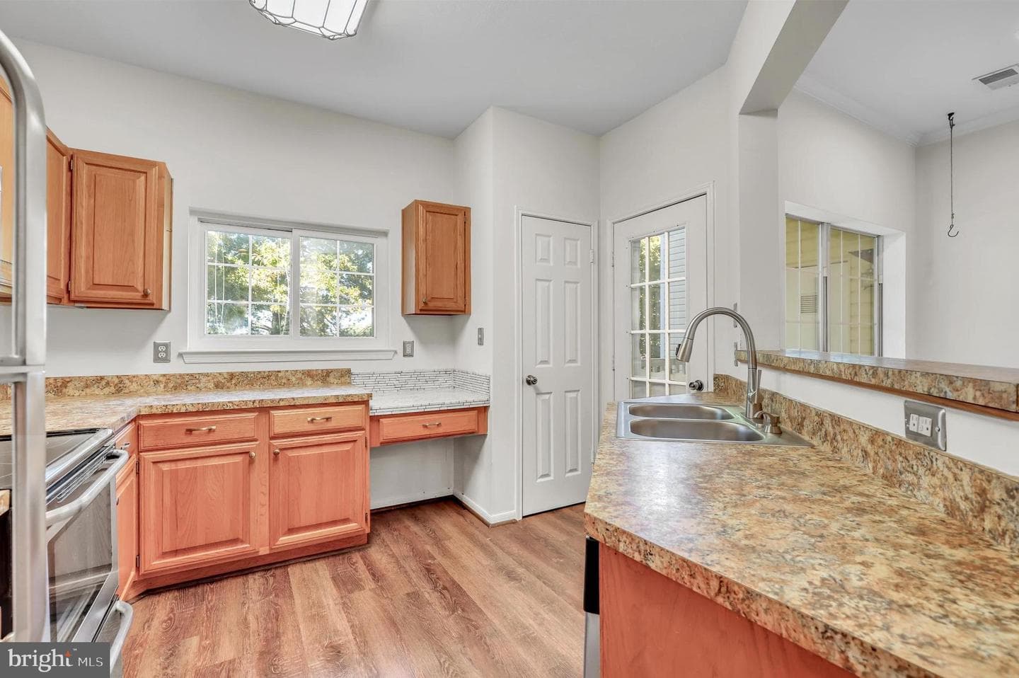 676 Gateway Drive SE #808 photo 2