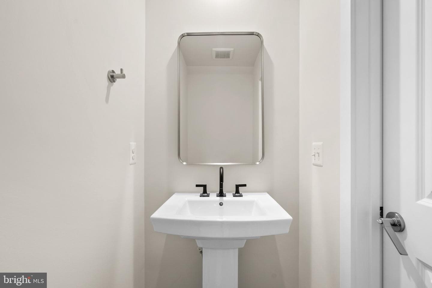 21775 Dollis Hill Terrace photo 22