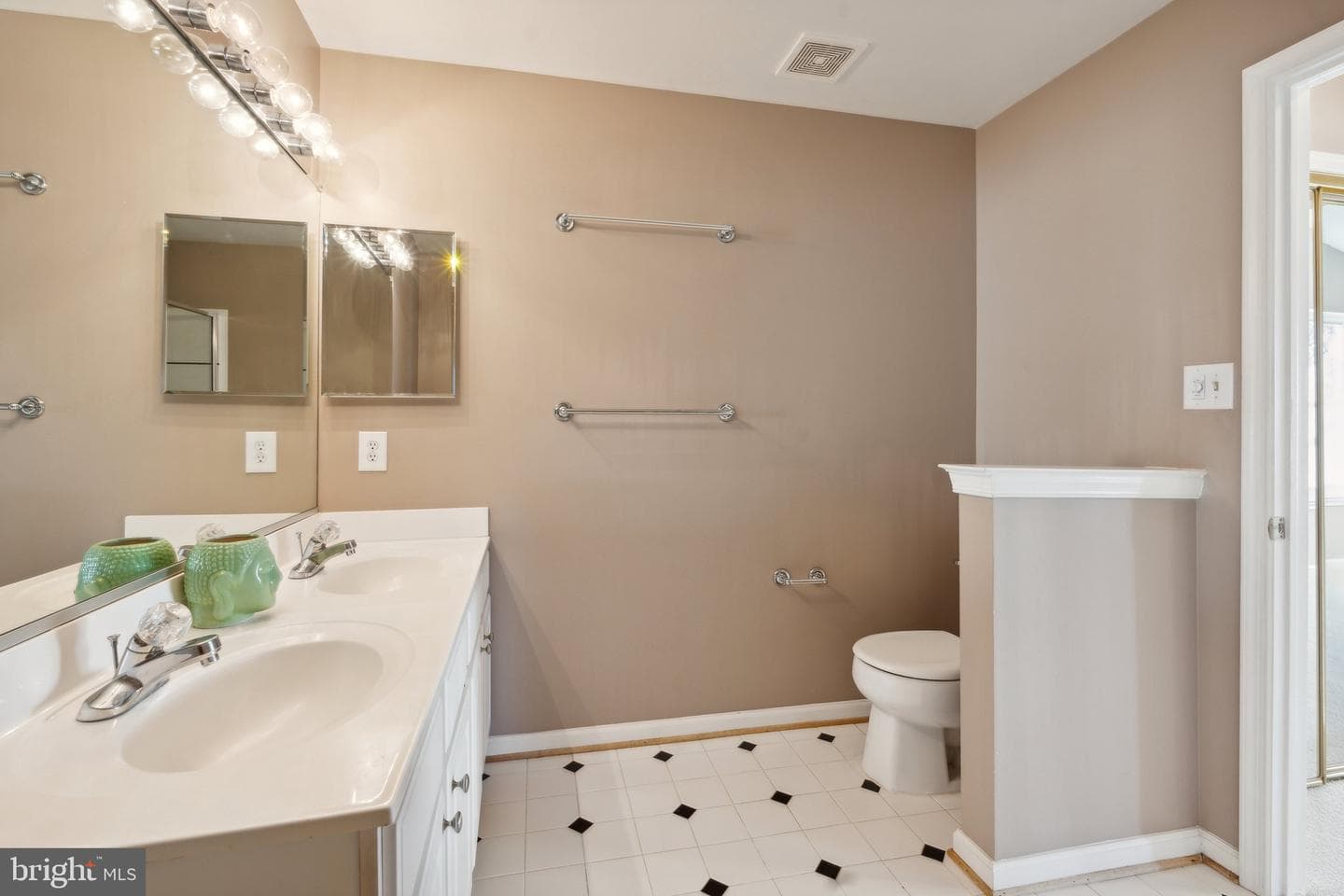 25314 Ashbury Drive photo 22