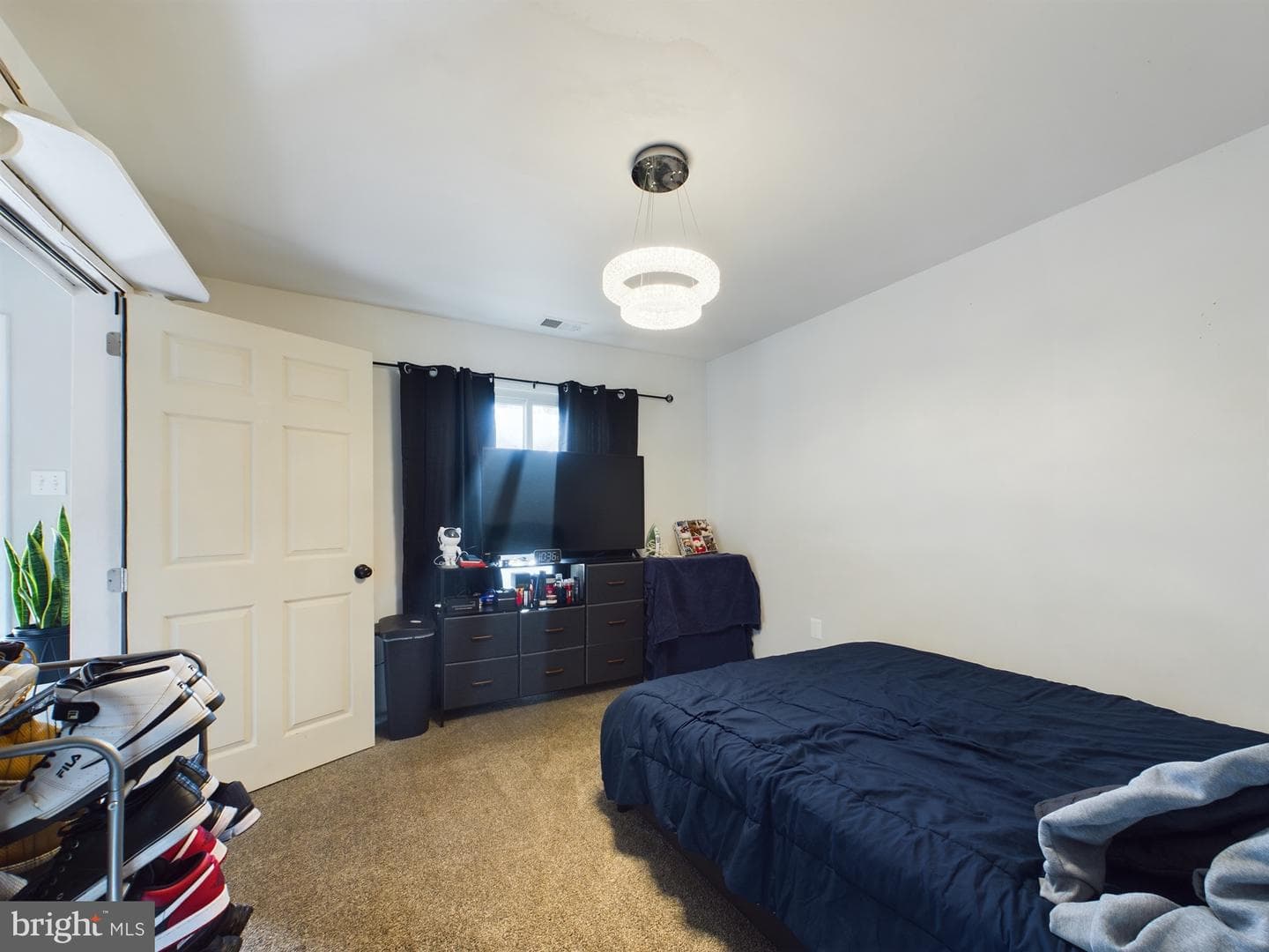 771 Sugarland Run Drive photo 5