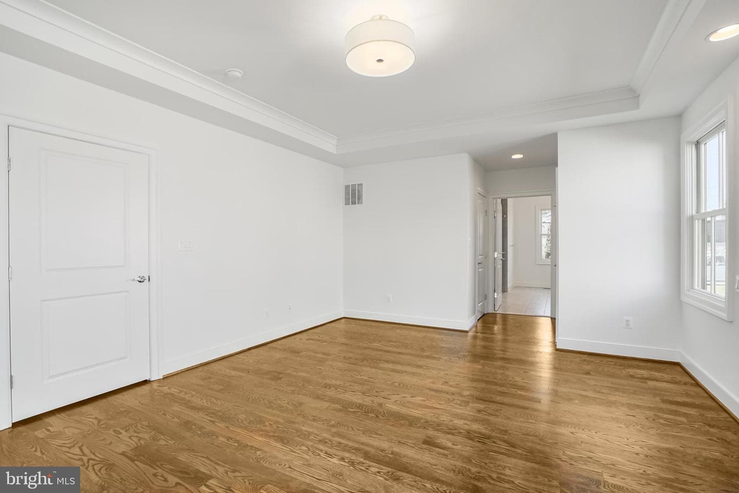 602 Martin Avenue photo 34