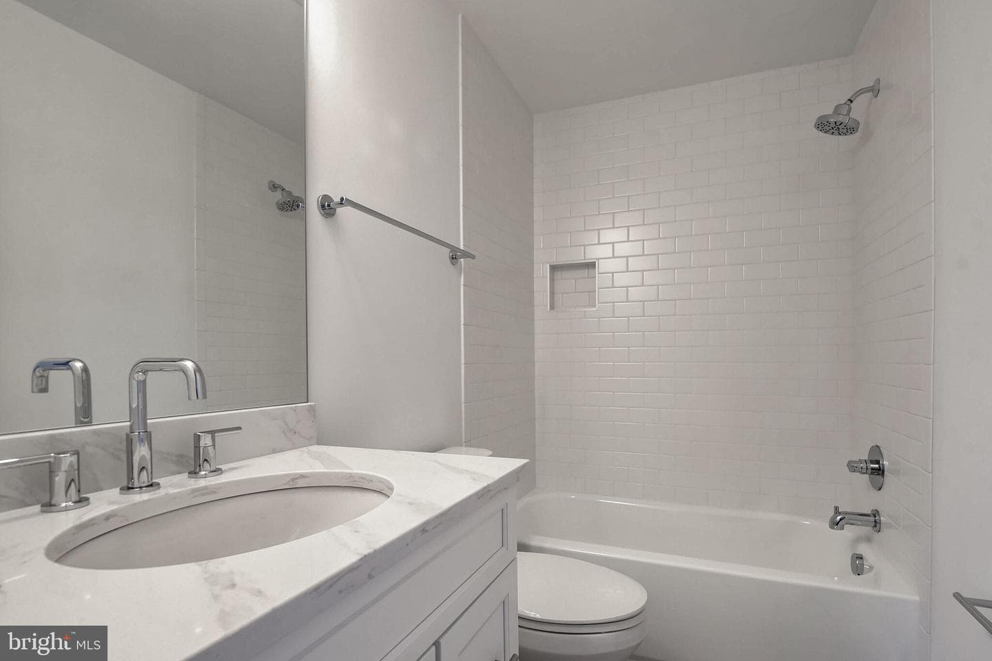 604 Martin Avenue photo 28