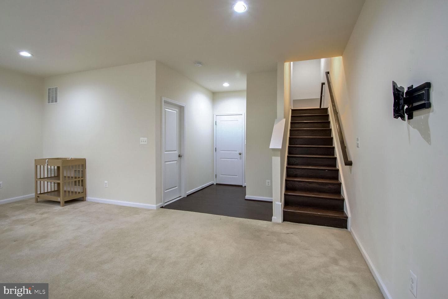 42304 Rockrimmon Terrace photo 16