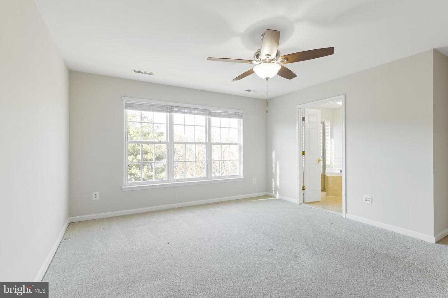 21840 Ladyslipper Square photo 23